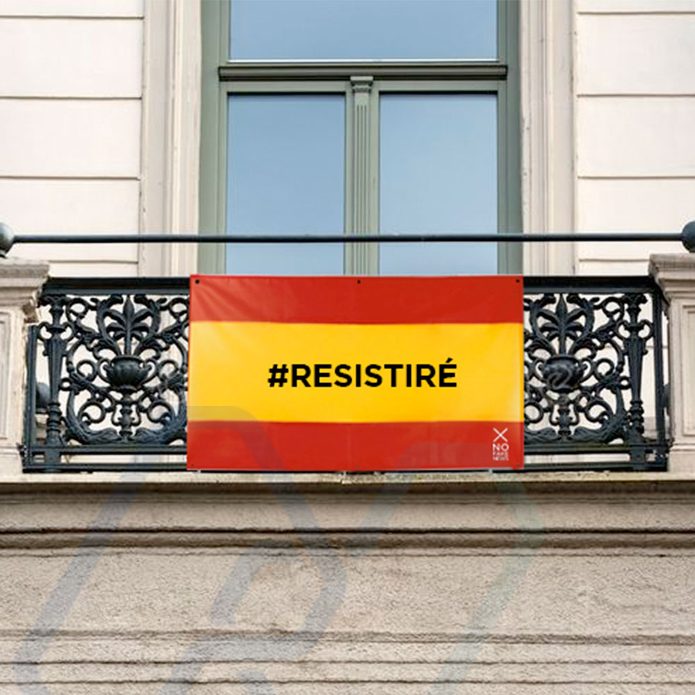 BANDERA ESPAÑA RESISTIRÉ Bandera de España con el Hashtag #Resistiré, perfecta para colgarla en el balcón y apoyar a lo demás durante la cuarentena